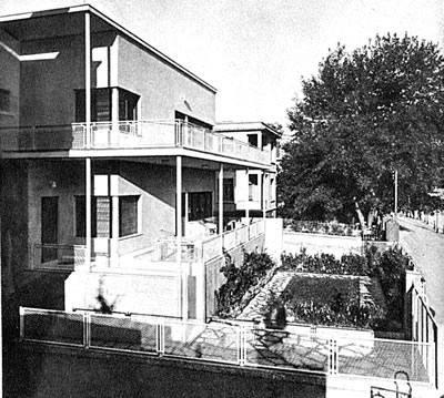 <p><strong>4b.</strong> Ragıp Devres Villası, 1935<br />  Kaynak: 1938, “Arbeiten von Prof. Dr. Ernst Egli, Architekt,  Ankara”,<strong> Das Werk</strong>, sayı:25, ETH-Bibliothek,  Zürih.</p>